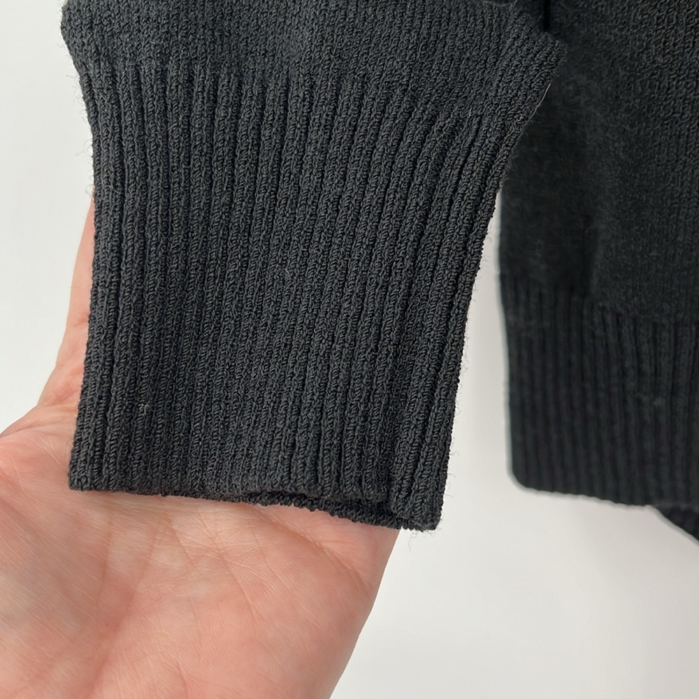ST. JOHN CAVIAR - Like new Black Knit Sweater Cardigan Luxury-Medium - Picture 12 of 13